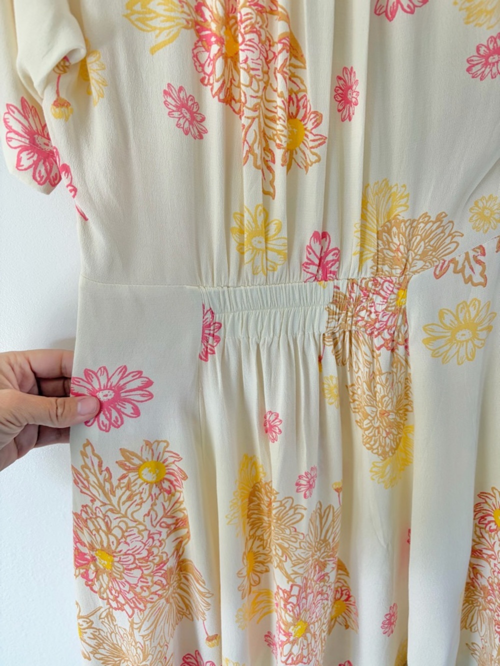 Free People Cream & Yellow Floral Short Sleeve Collared Blue Hawaii Mini Dress - Picture 11 of 13